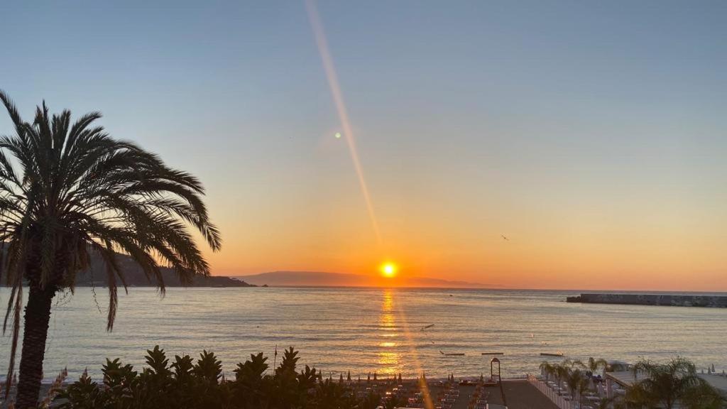 Appartamento Taormina Giardini-Naxos 外观 照片