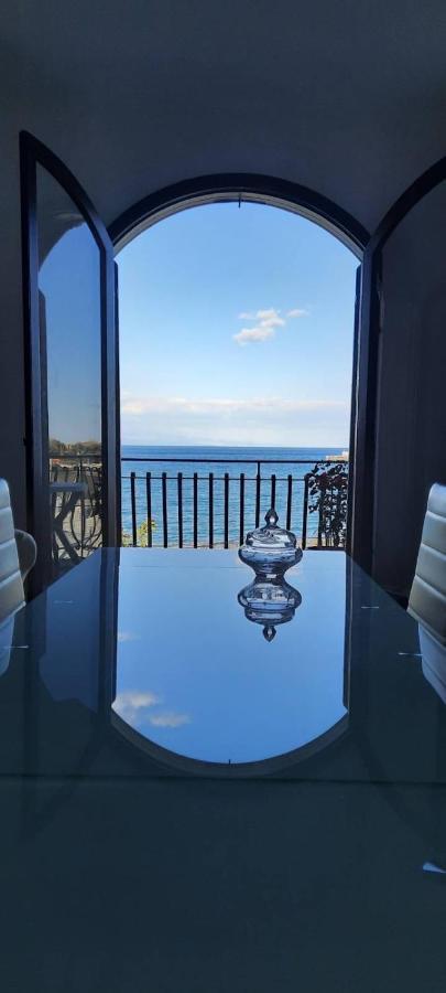 Appartamento Taormina Giardini-Naxos 外观 照片