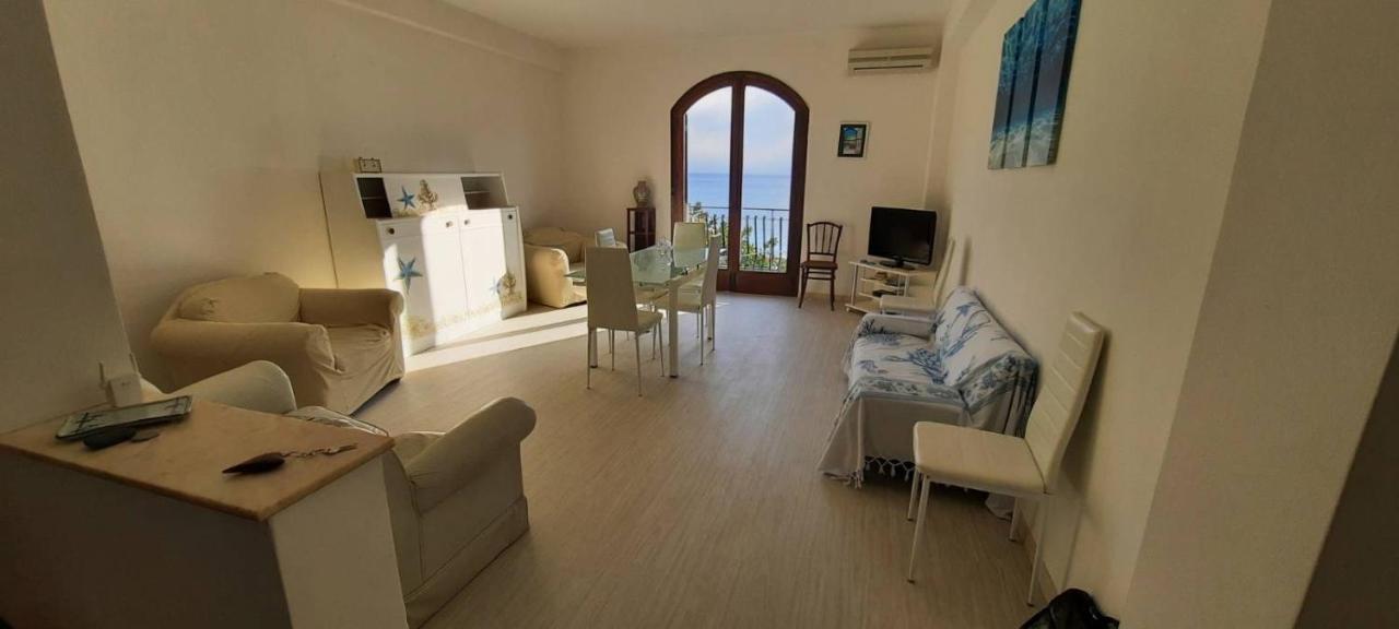 Appartamento Taormina Giardini-Naxos 外观 照片
